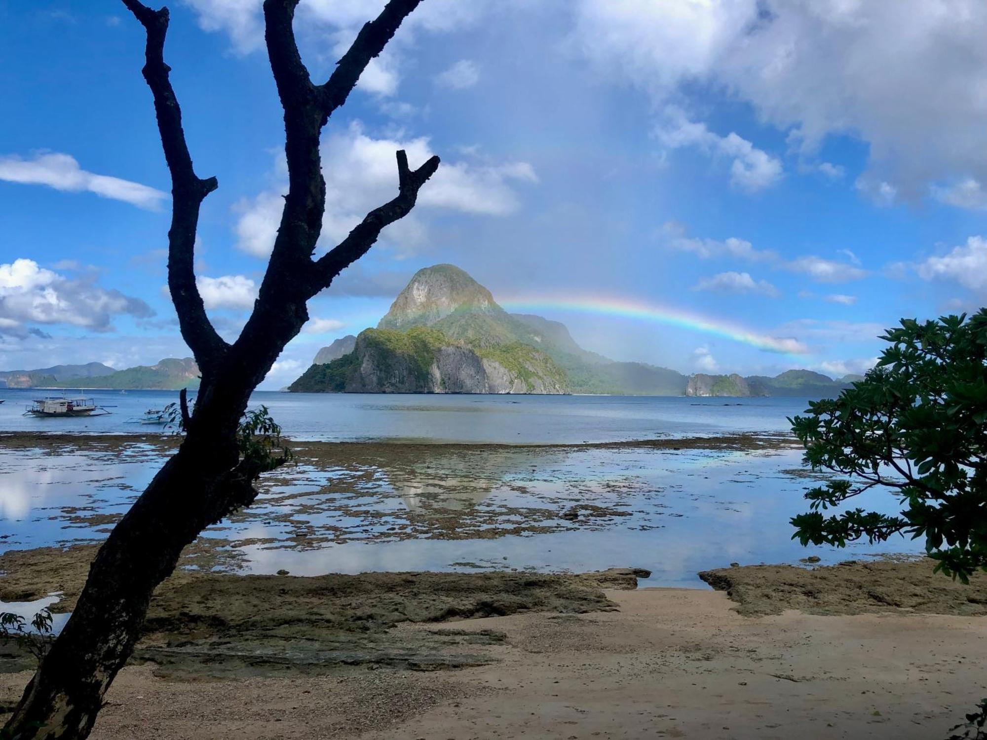 Oia Beach Hostel - El Nido Exterior photo